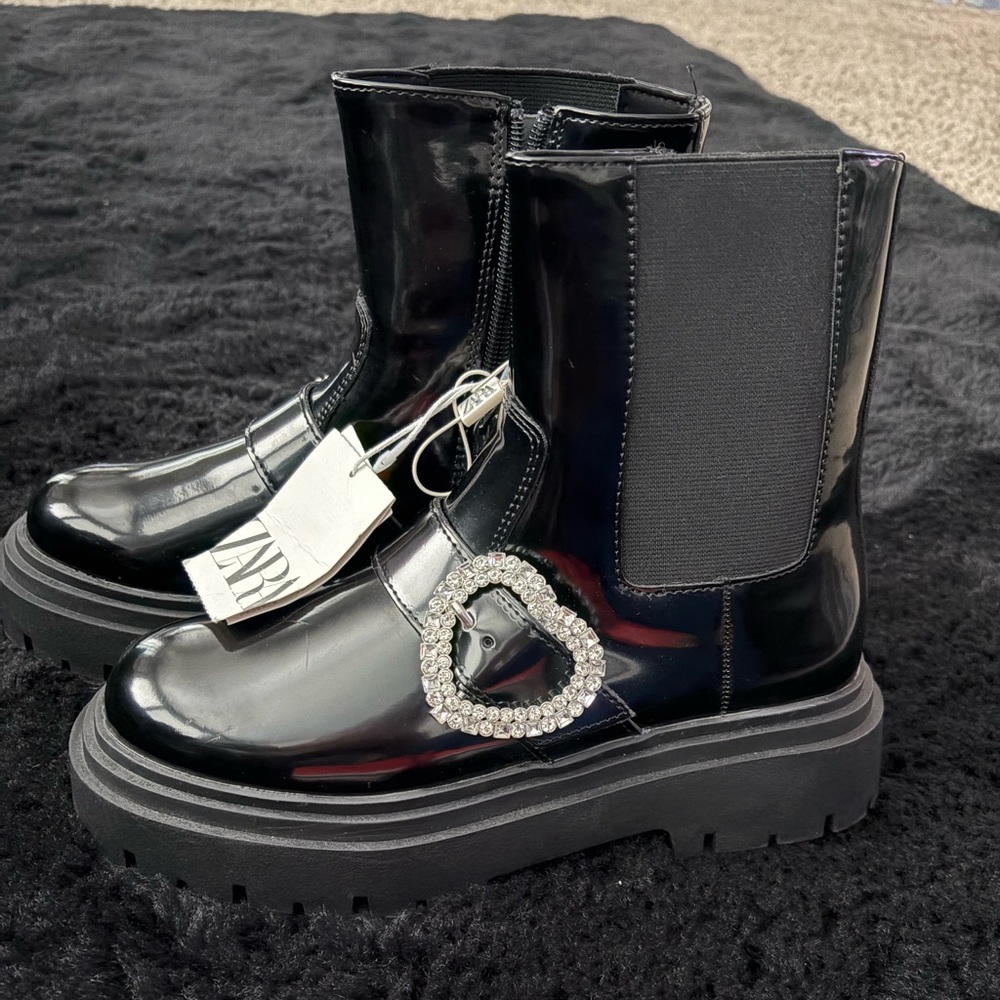 NWT Zara Black Patent Ankel Leather Boots Size EU 37 US 7